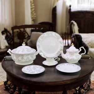 One More Dinner Set 8 servings